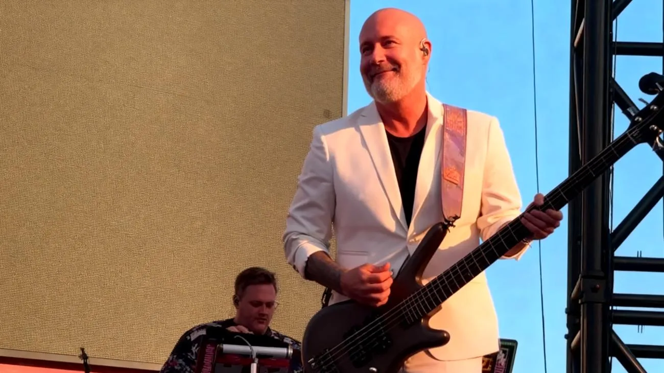 Sam Rivers mit nur 48 Jahren tot - warum der Limp Bizkit Bassist gestorben ist, schockt seine Familie 2025-10-19T10:38:49.010Z"